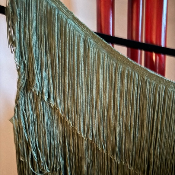 New with Tags Norma Kamali One Shoulder Fringe Dress - Picture 4 of 9